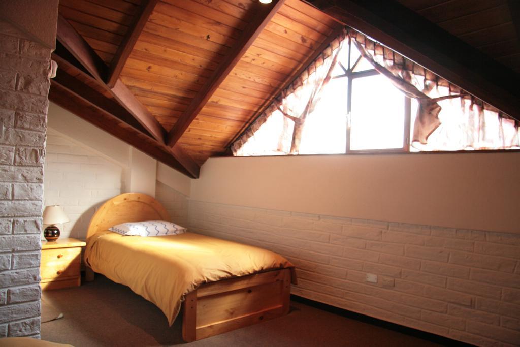 Apartamentos Los Quipus Quito Rum bild