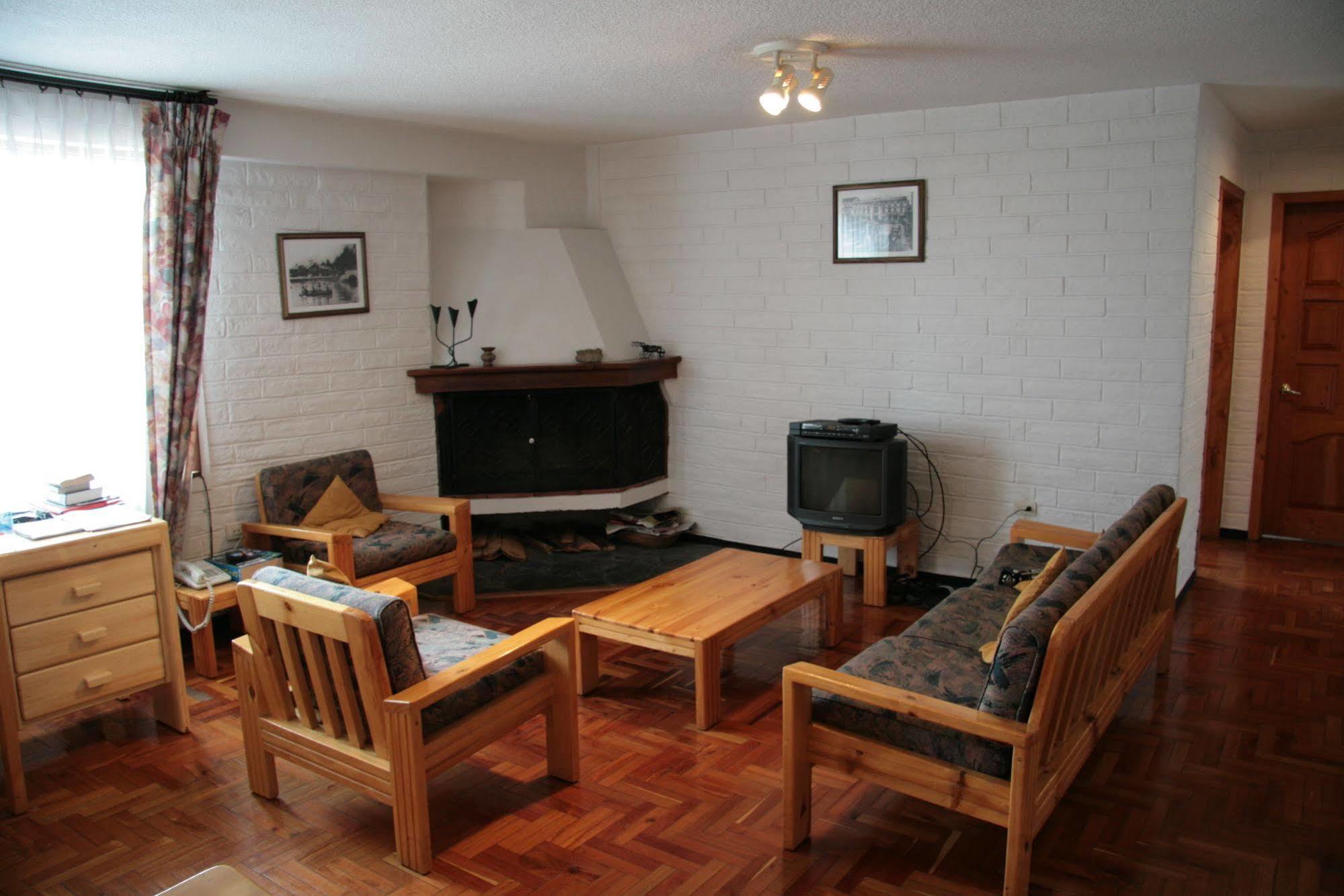 Apartamentos Los Quipus Quito Exteriör bild